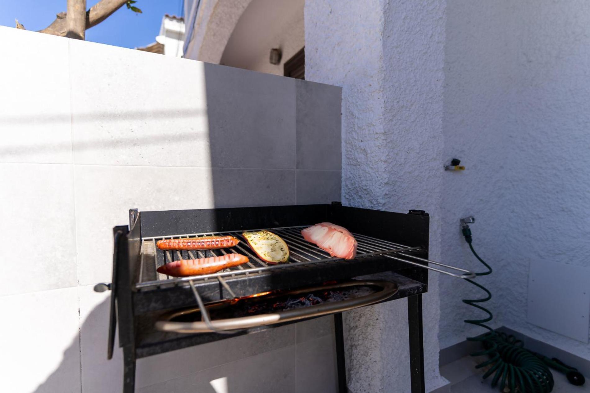 Rentafive Gran Casa Reformada Terraza Villa Santa Pola Eksteriør billede